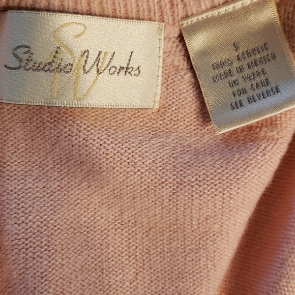 Studio Works Soft Pink Crew Neck Sweater Sm EUC - Picture 9 of 11